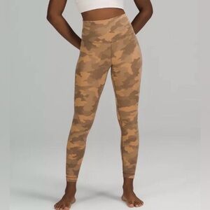 Lululemon High-Waist Camo Leggings - Brown/Beige/ Tan Camo